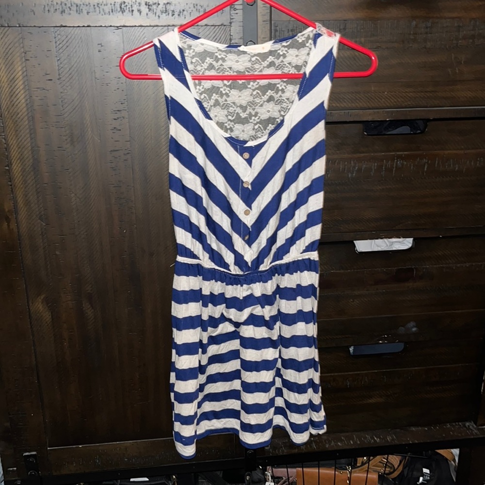 Women’s bathing suit cover up